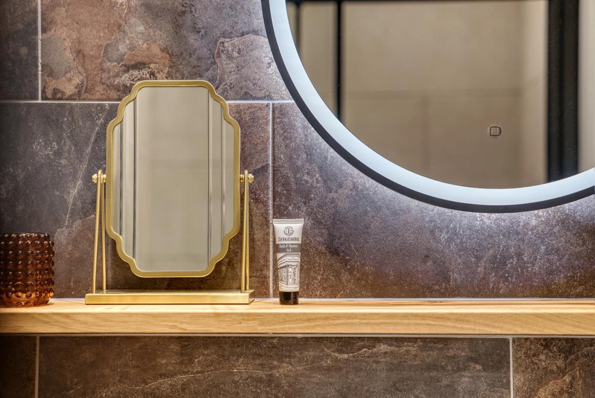 Vichy - The Hampstead Star | Prime Location Apartment Londra Exterior foto